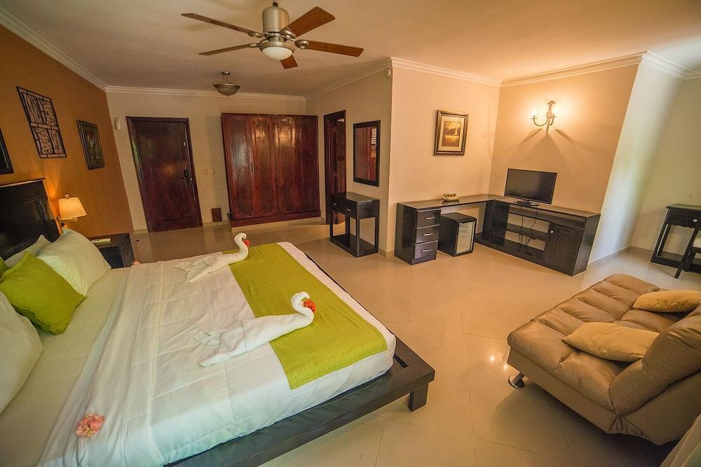 The Mt Hotel Bavaro ภายนอก รูปภาพ