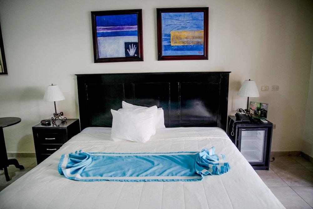 The Mt Hotel Bavaro ภายนอก รูปภาพ